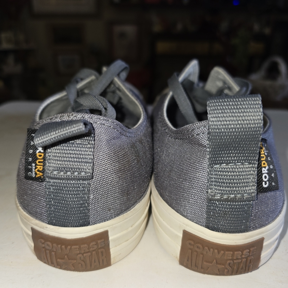 Convers Stylish Gray Canvas Sneakersmens Size 9.5 Great Shoe!! - Picture 10 of 12